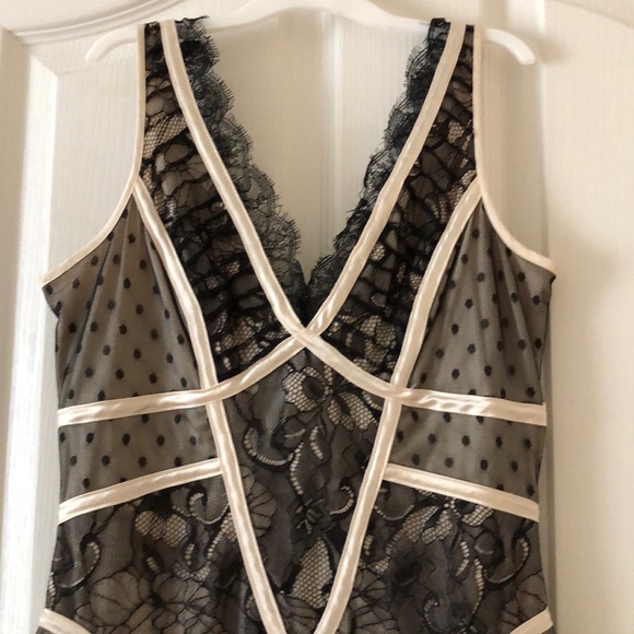 bebe Black and Cream Lace Dress - Picture 4 of 5